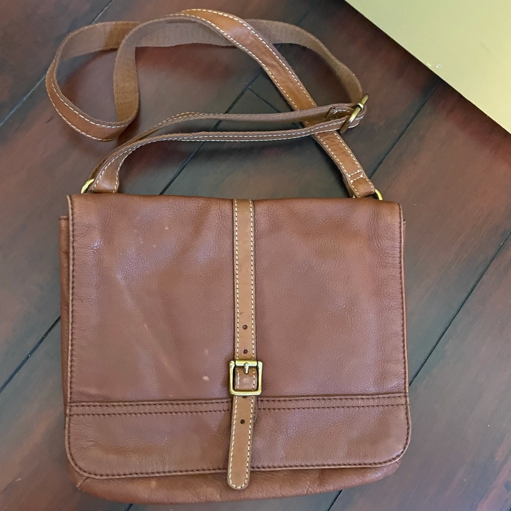Fossil Tan/Brown crossbody